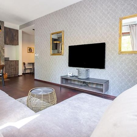 Inpoint 2-Bedrooms Apartment With Private Garden And Free Parking Краков Экстерьер фото