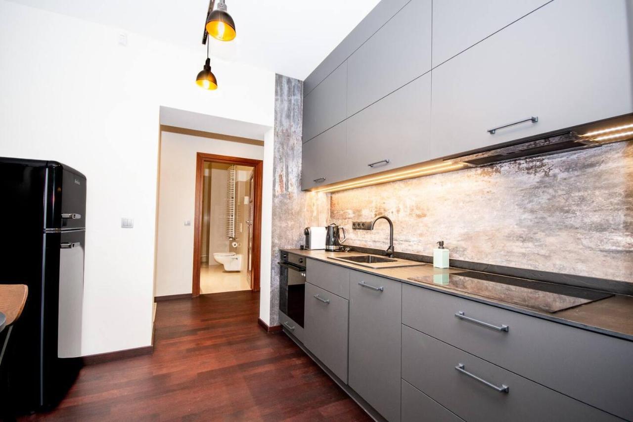 Inpoint 2-Bedrooms Apartment With Private Garden And Free Parking Краков Экстерьер фото