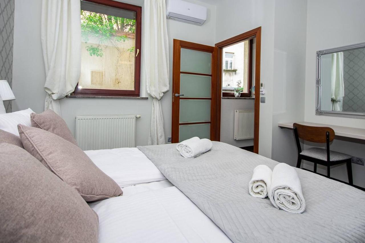 Inpoint 2-Bedrooms Apartment With Private Garden And Free Parking Краков Экстерьер фото